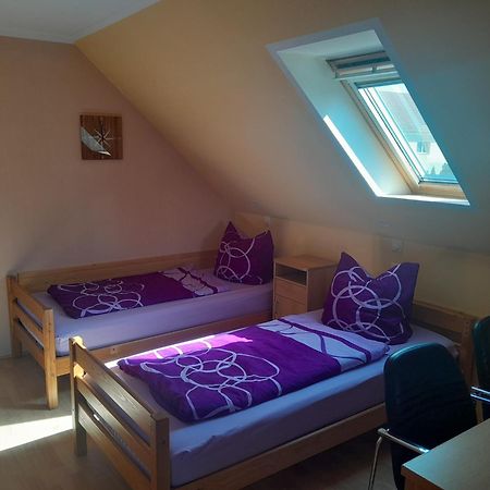 Fewo Hohen Neuendorf Bei Berlin Mit Sauna Und Fuss-Spa Esterno foto