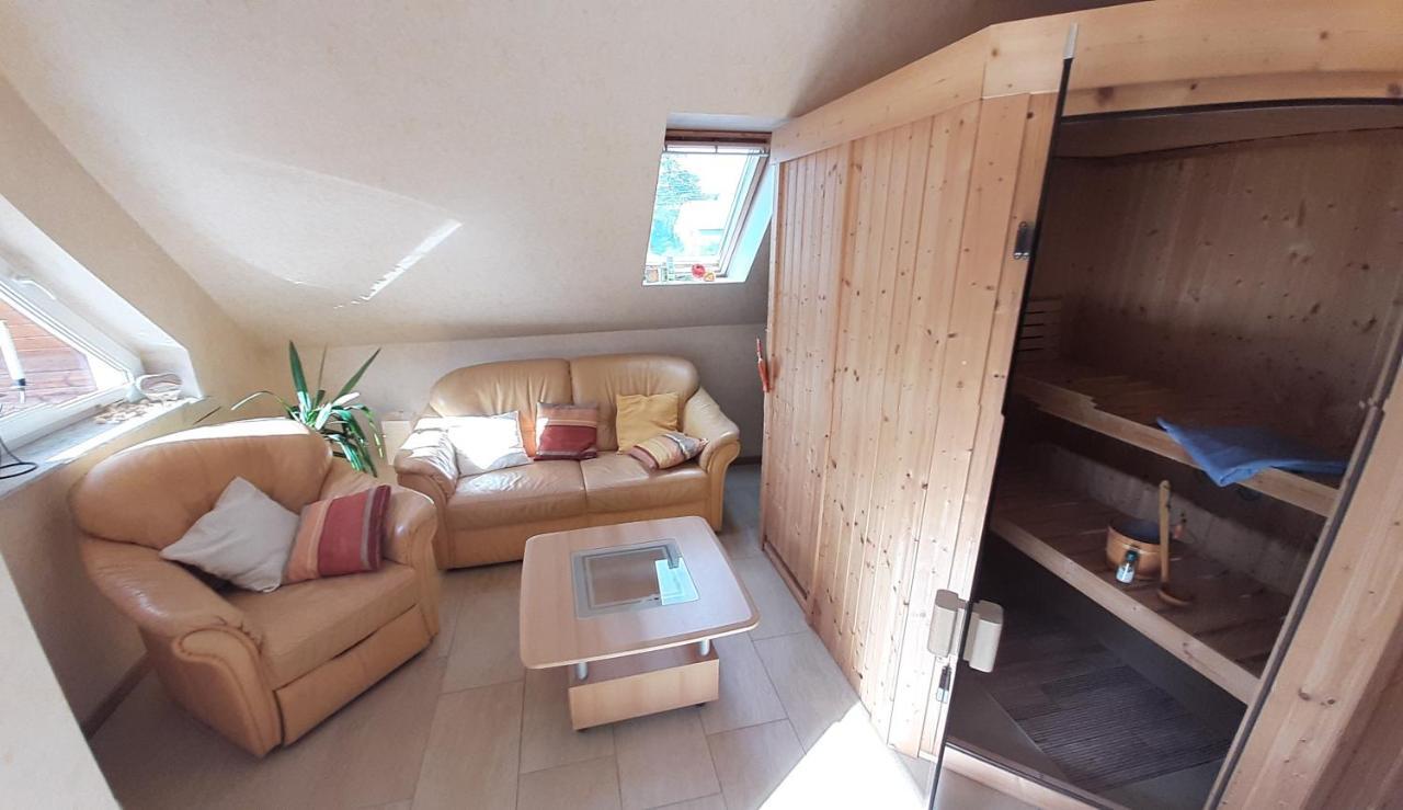 Fewo Hohen Neuendorf Bei Berlin Mit Sauna Und Fuss-Spa Esterno foto
